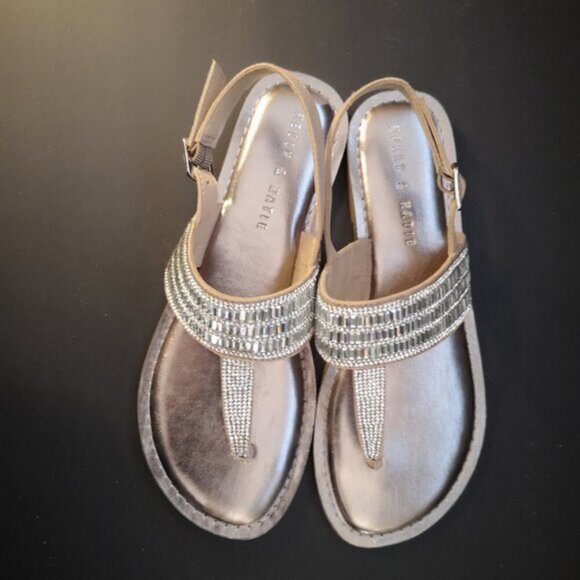 Kelly Katie Ladies Silvya Flat Thong  Size 85 Bling Sandals - Picture 1 of 6